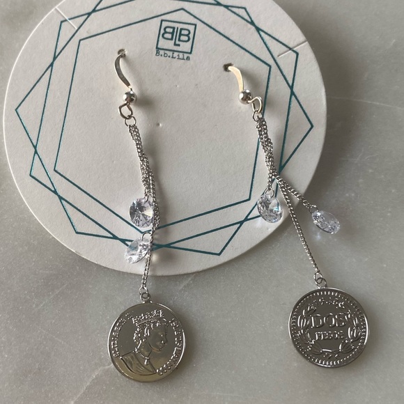 B.B. Lila Coin & Crystal Drop Earrings NEW - Picture 1 of 6